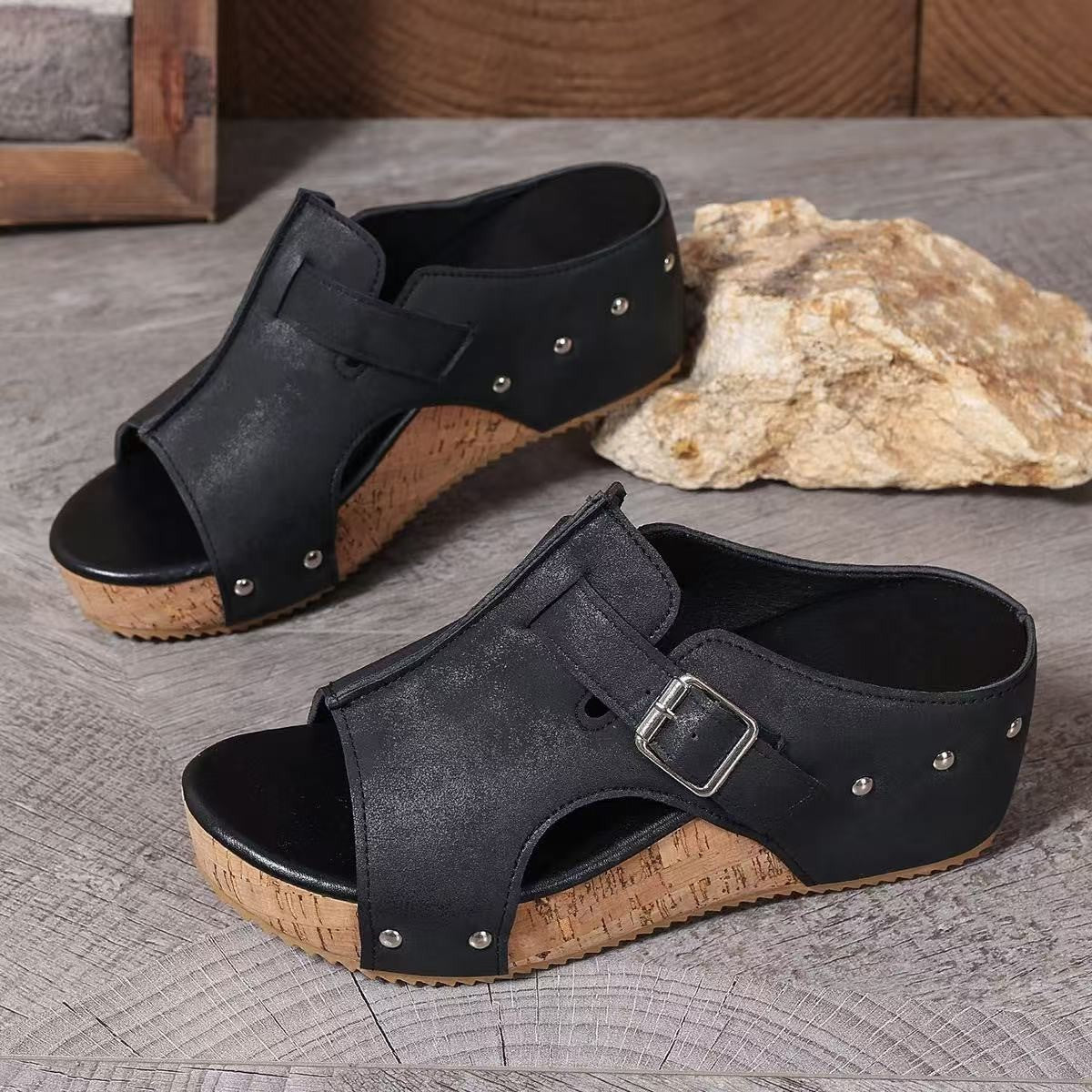 Alana | Sandali con zeppa e fibbia