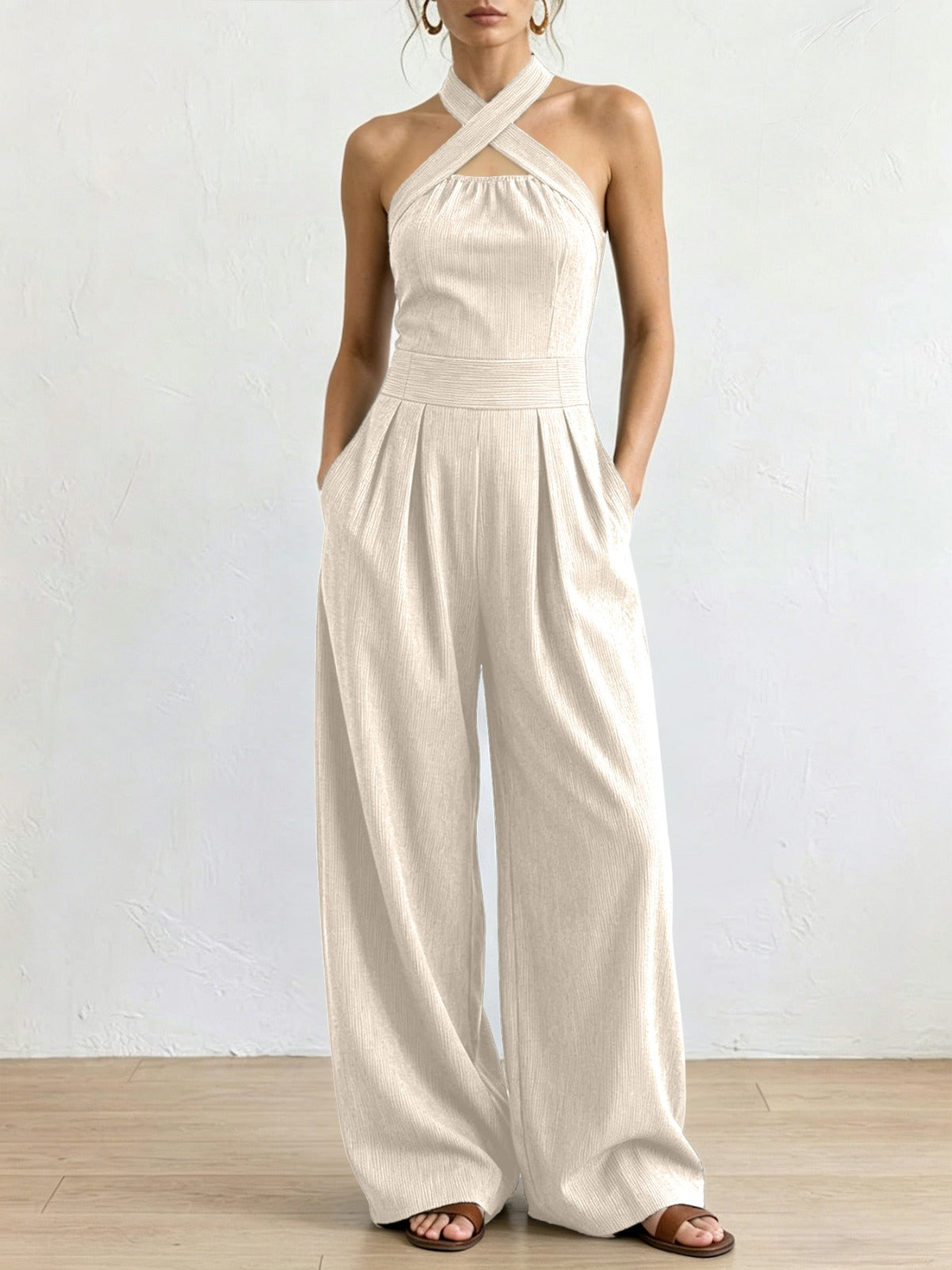 Paola | Tuta elegante in lino con scollo incrociato