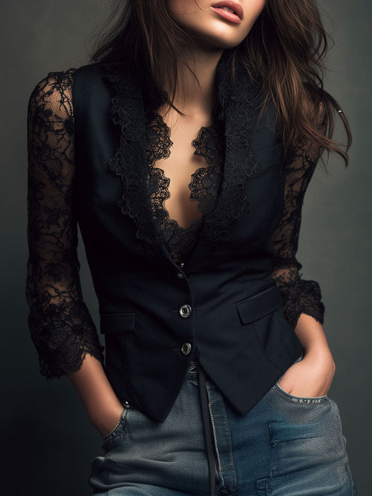 Claudia | Blazer nero elegante con maniche in pizzo