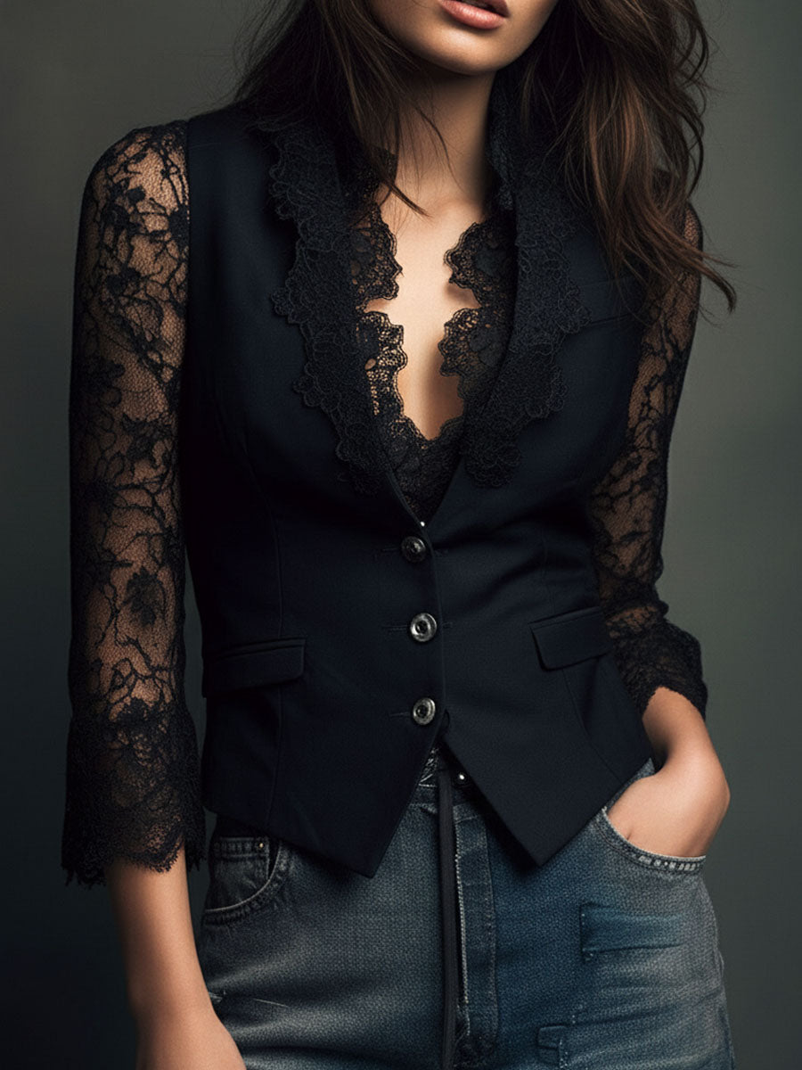 Claudia | Blazer nero elegante con maniche in pizzo