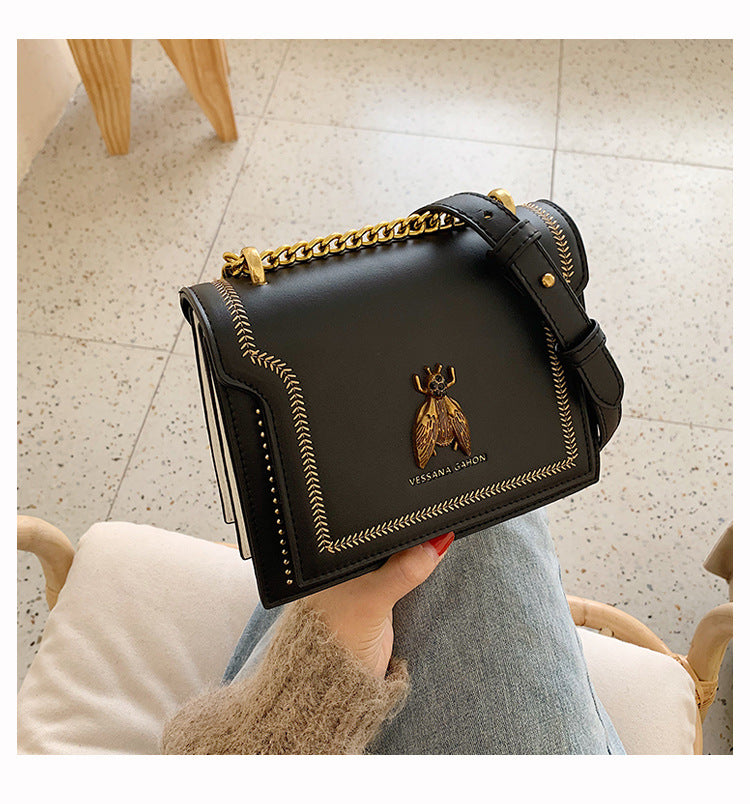 Valeria | Borsa a tracolla vintage con dettagli artigianali e catena dorata