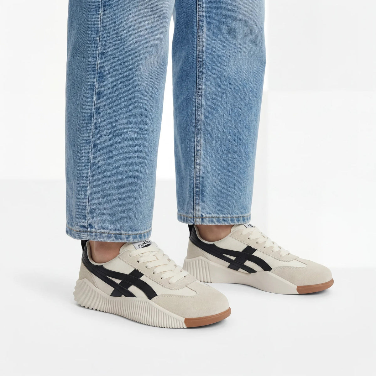 Scarpe ortopediche: comfort e stile per i tuoi piedi